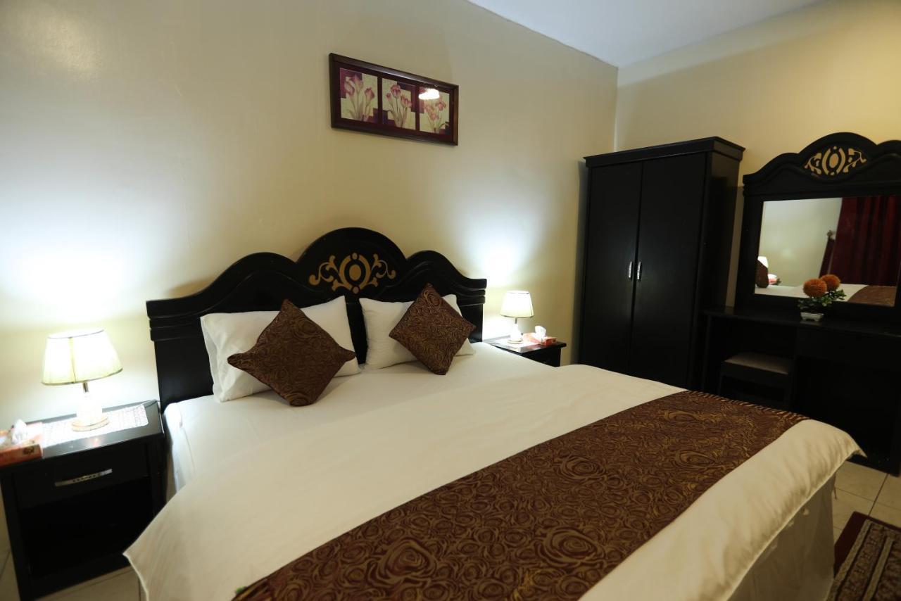 Al Eairy Apartments -Aldamam 7 Dammam Esterno foto