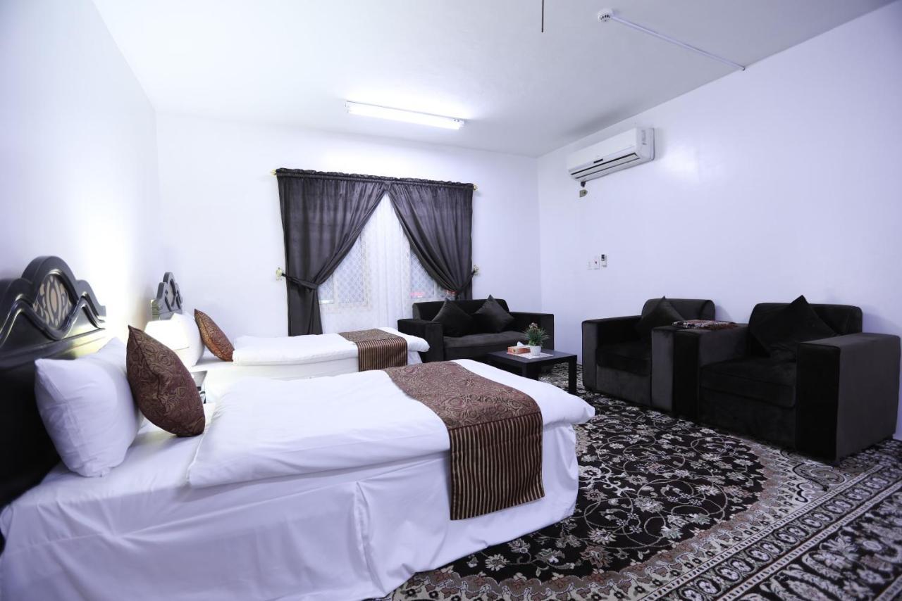 Al Eairy Apartments -Aldamam 7 Dammam Esterno foto