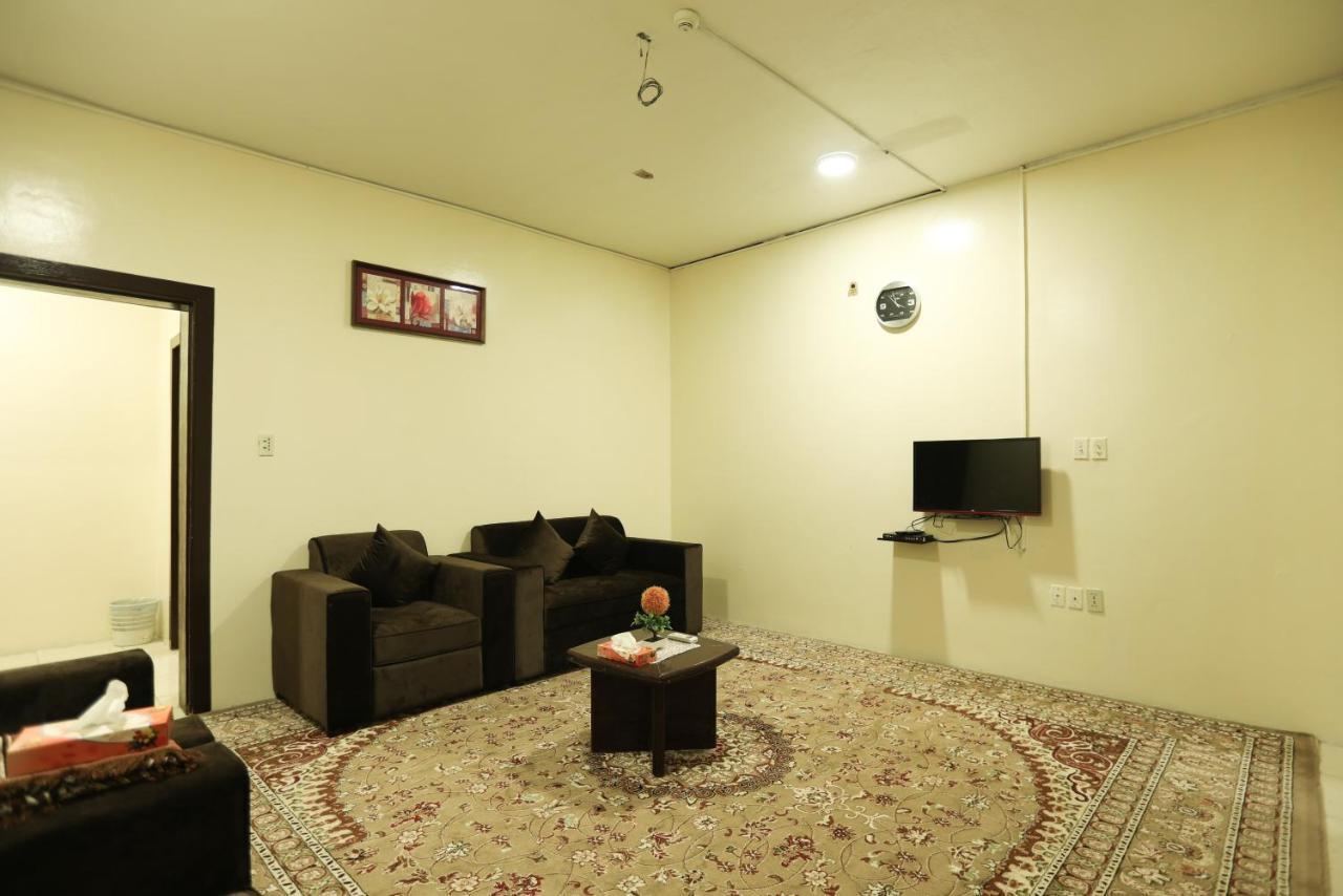 Al Eairy Apartments -Aldamam 7 Dammam Esterno foto