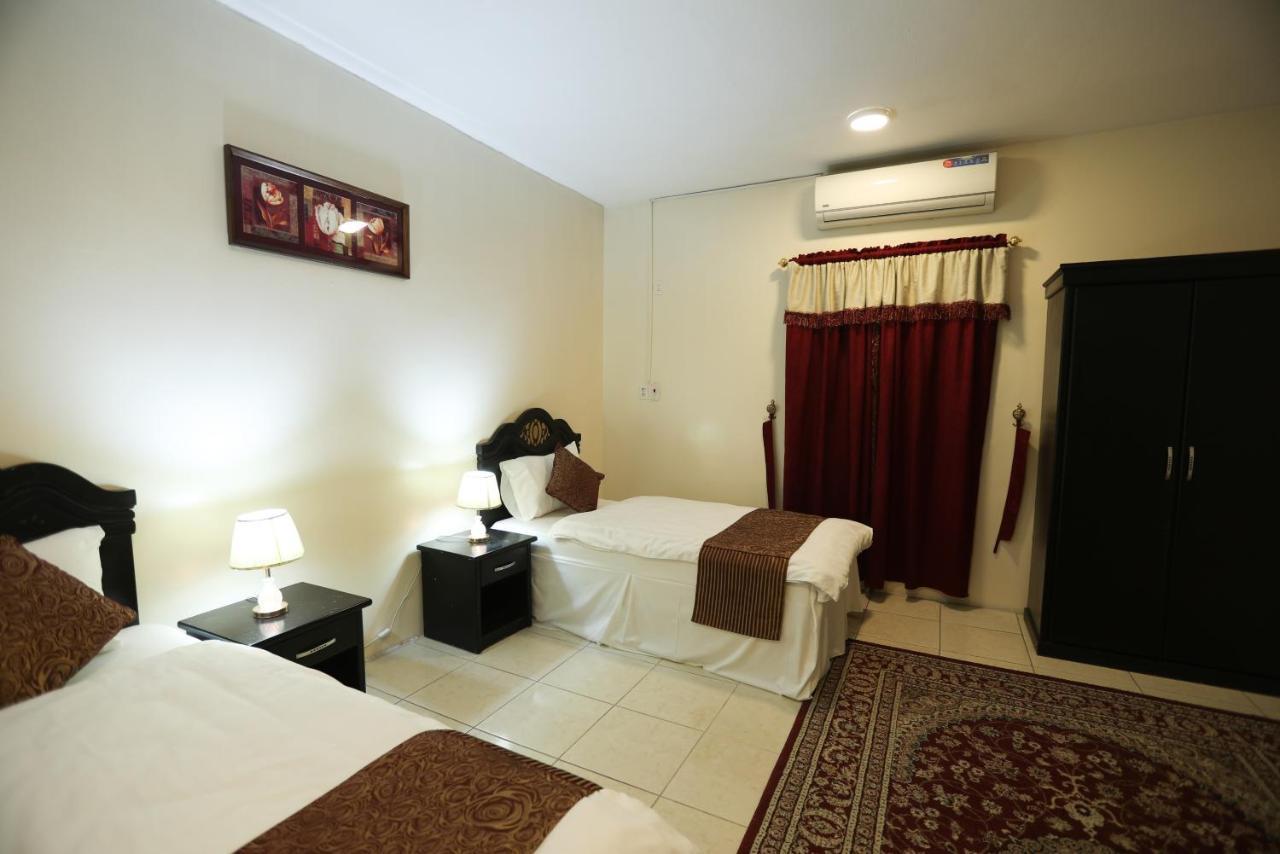 Al Eairy Apartments -Aldamam 7 Dammam Esterno foto
