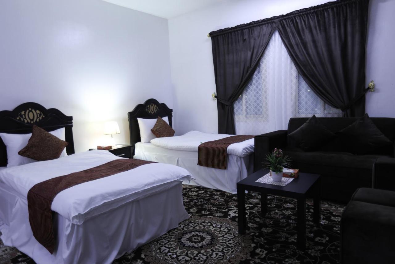 Al Eairy Apartments -Aldamam 7 Dammam Esterno foto