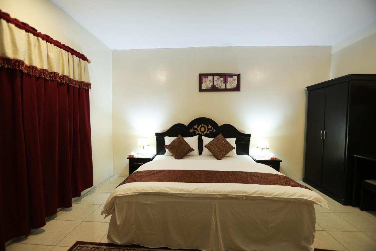Al Eairy Apartments -Aldamam 7 Dammam Esterno foto